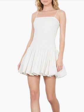 Alice and Olivia White Smocked Arden Bubble Hem Drop Waist Cocktail Mini Dress